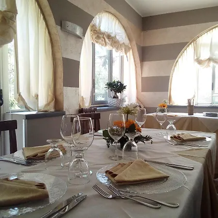 Hotell Plasi Menfi